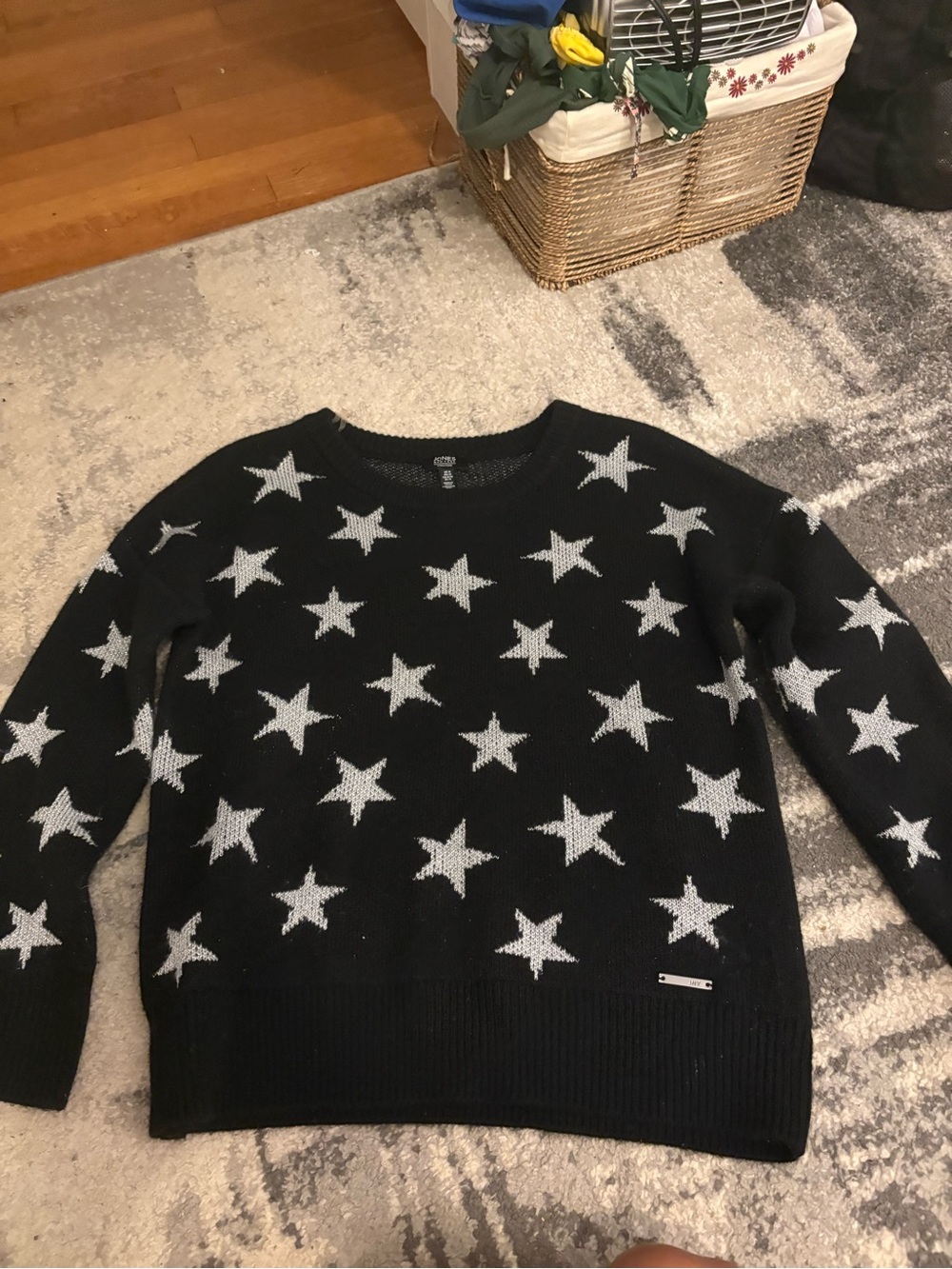 Jones New York Black Crewneck Sweater with White Star Print